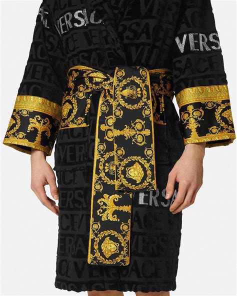 Versace Bademäntel » Kaufen Sie + 10 Produkte online